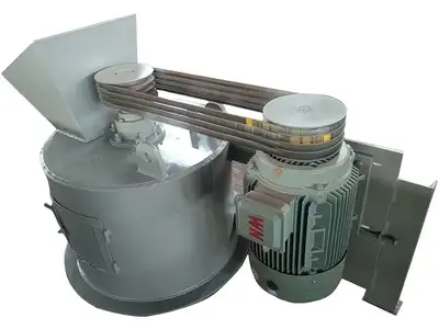 طاحونة صدمية ذات محور رأسي